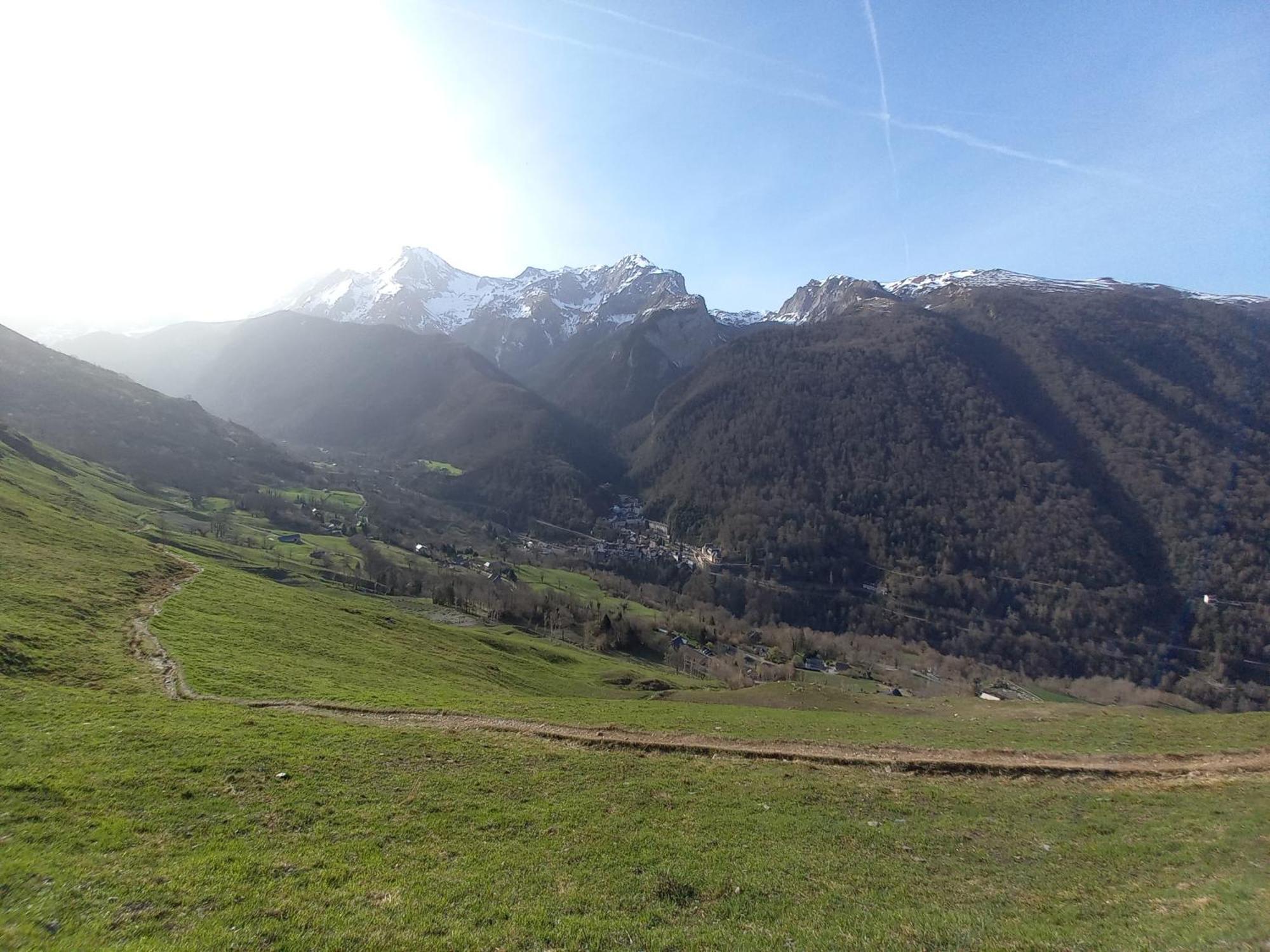 Rue De La Cascade 64440